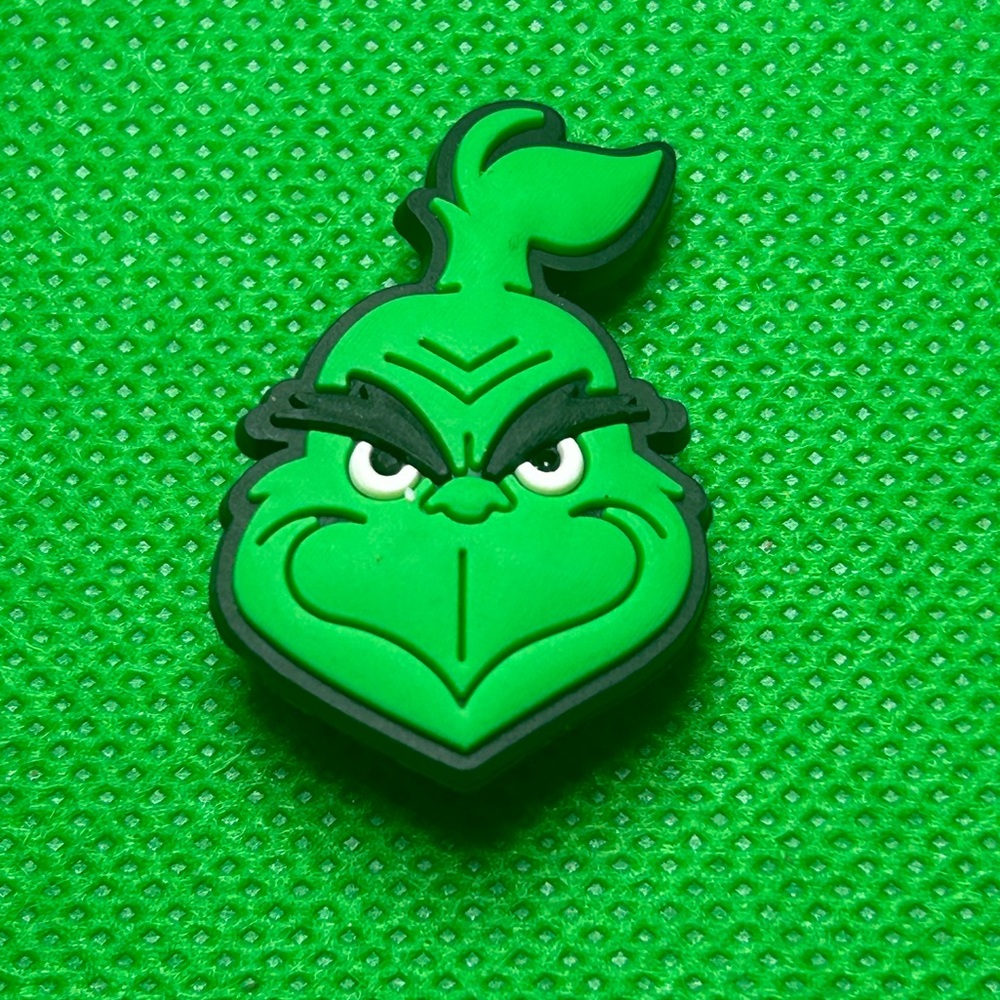 🌼 (5/$10 or 10/$15) NEW “Grinch Christmas” Fun Croc Shoe Charm Collection